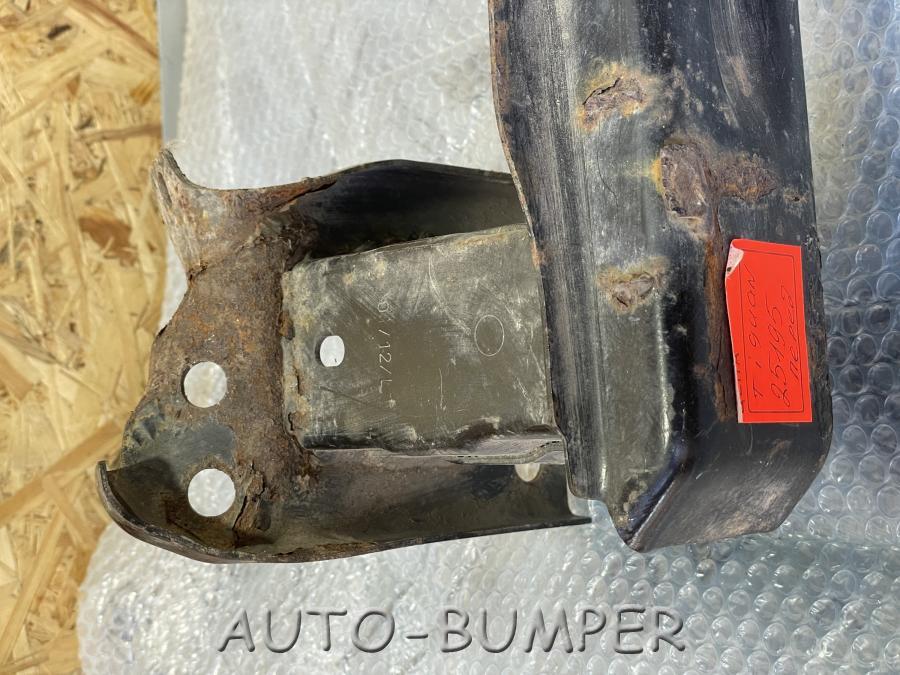 Volkswagen Tiguan 2007-2011 Усилитель переднего бампера 5N0807109F, 5N0807109